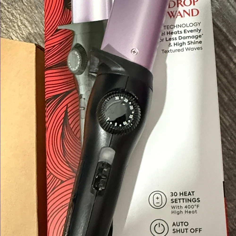 Remington Lavender and Black Curling Wand